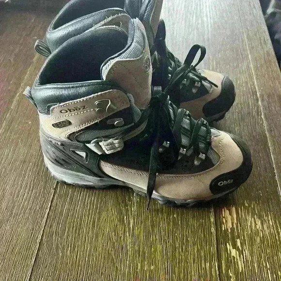 Oboz Beartooth hiking boots size *8.5* - Picture 3 of 6